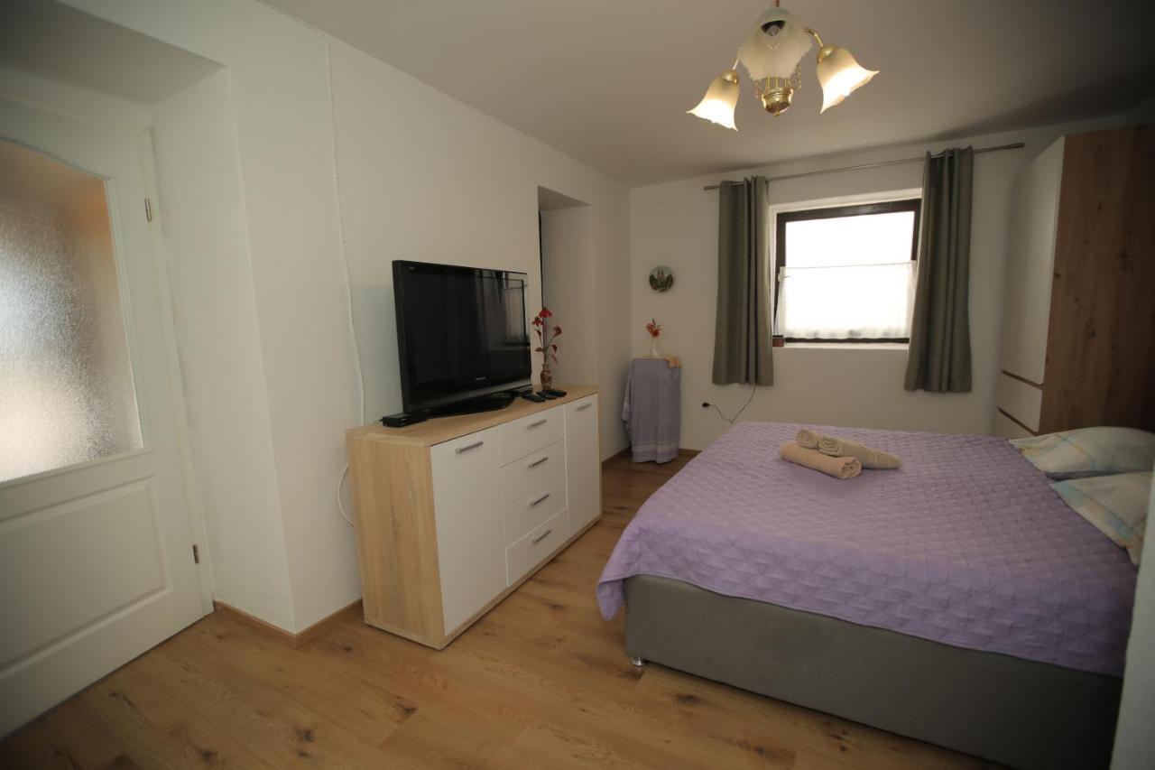 Apartments Noemi マリンスカ エクステリア 写真